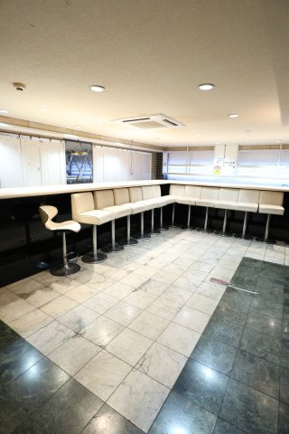 砂川ビルの内装
