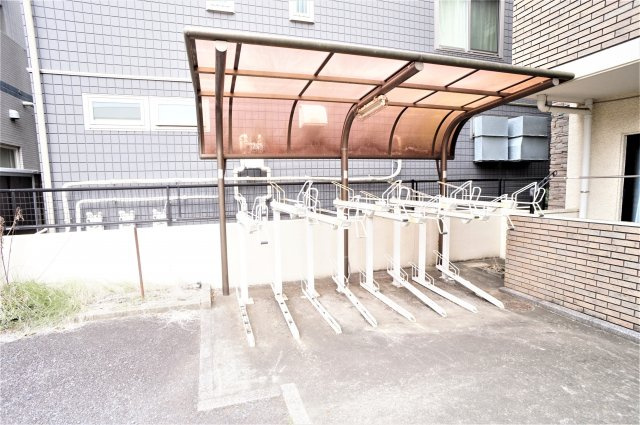プリュムのその他共用部分|自転車置き場です
