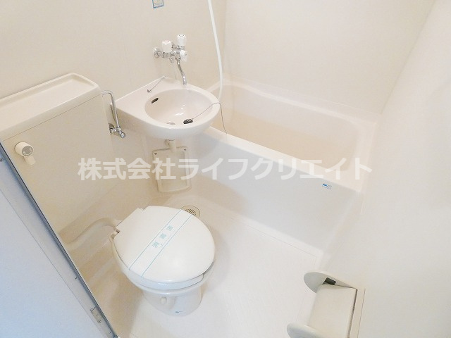 フェニックスヒルズの浴室