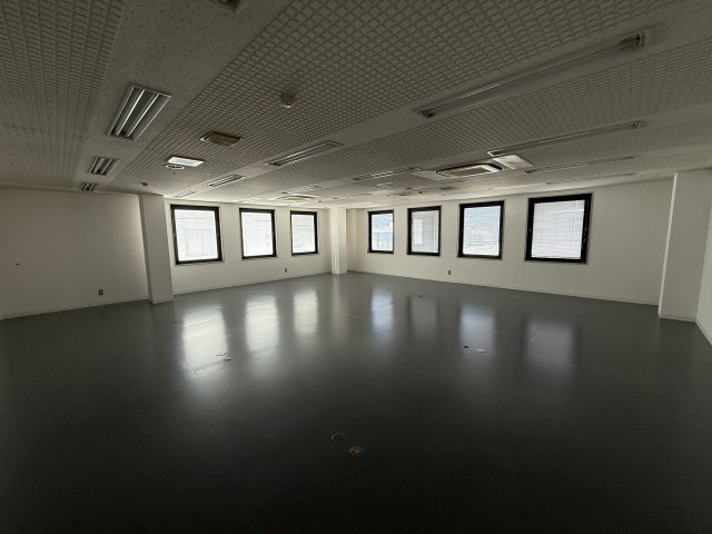 トピアビルの内装