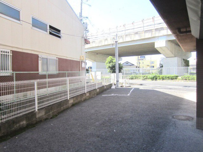 【駐車場】 | サンパレス泉佐野