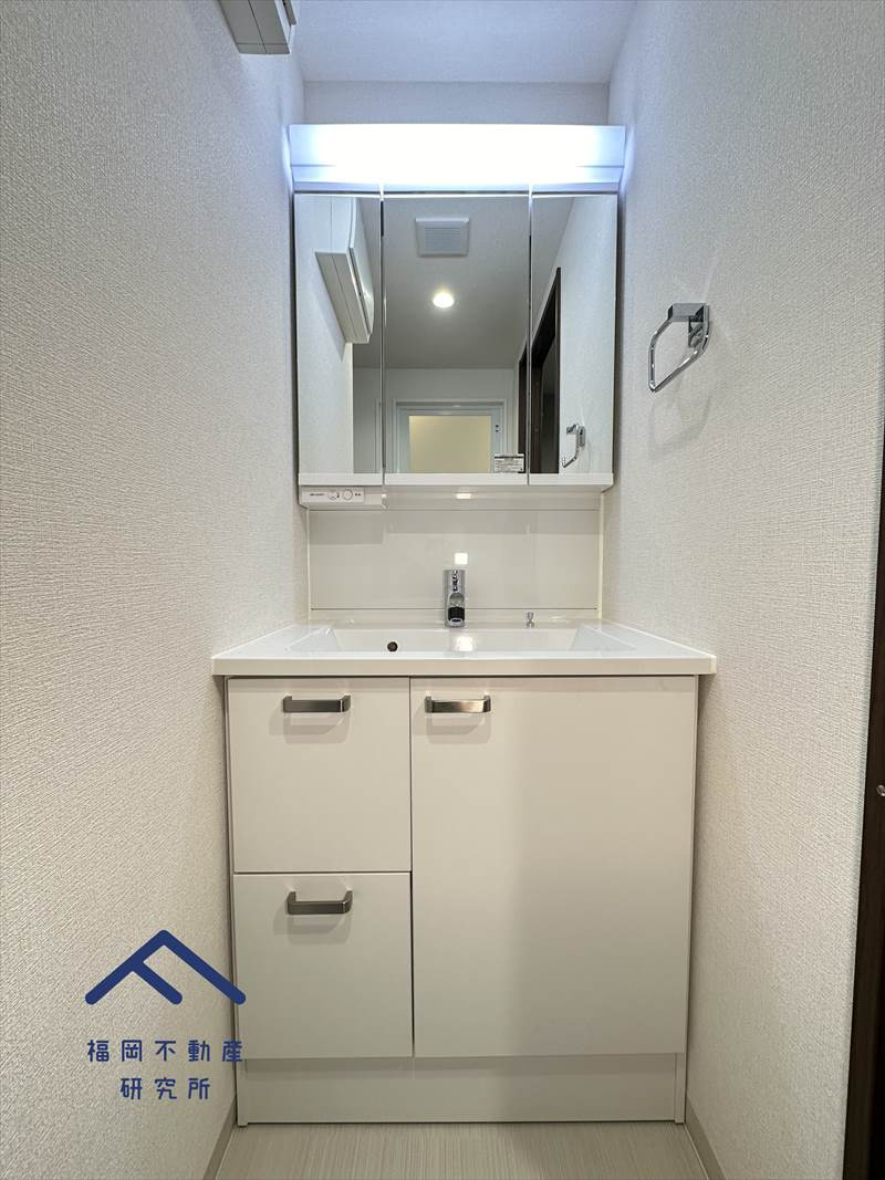 コアマンション博多南の独立洗面台