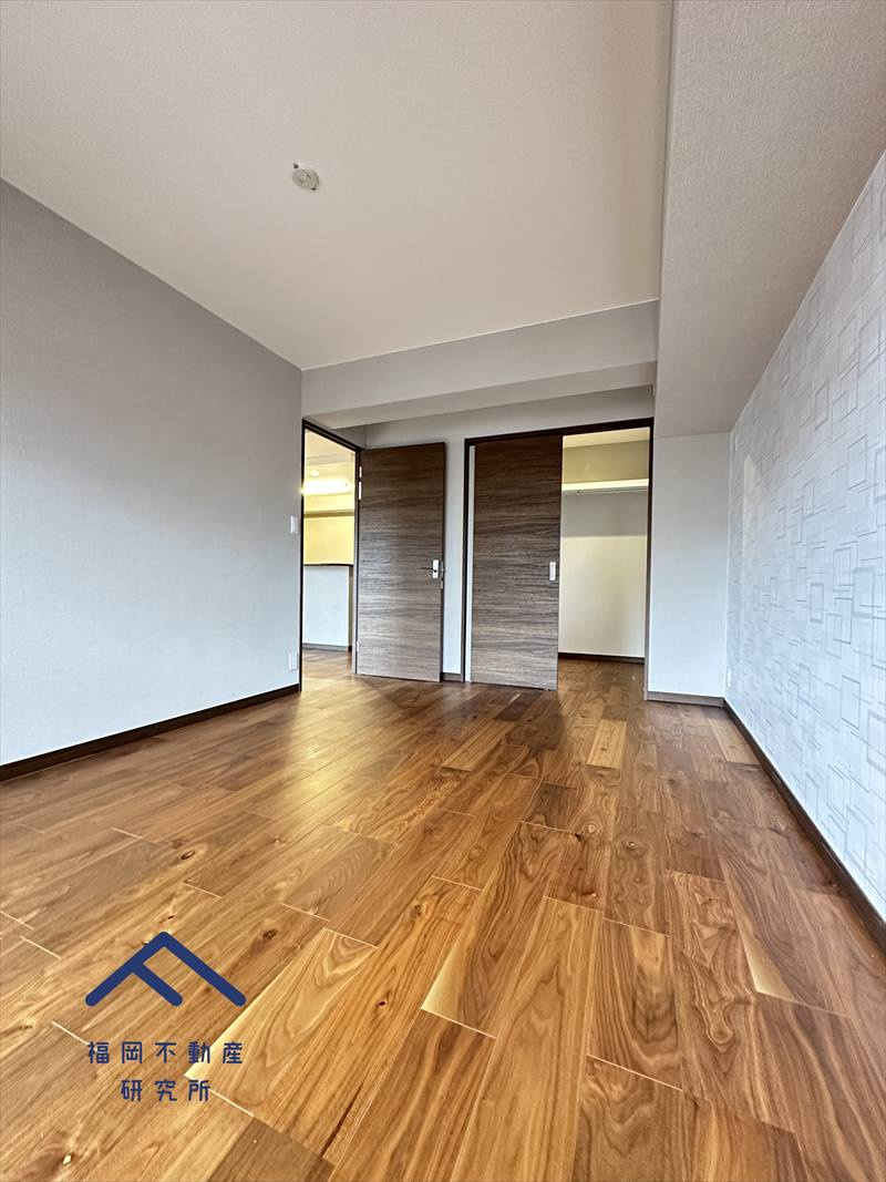 コアマンション博多南の洋室