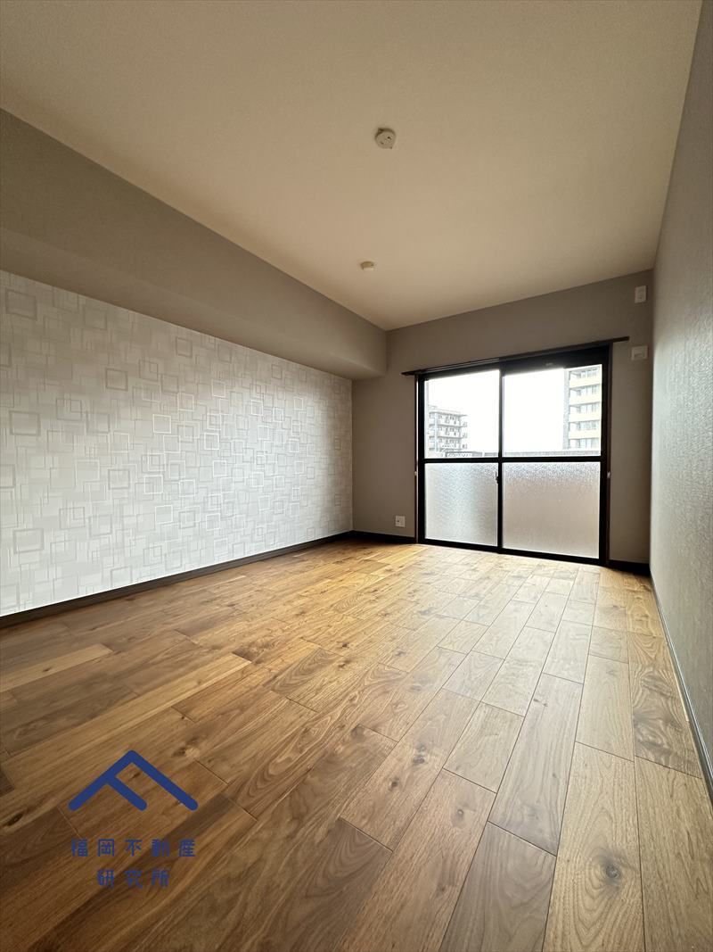 コアマンション博多南の洋室