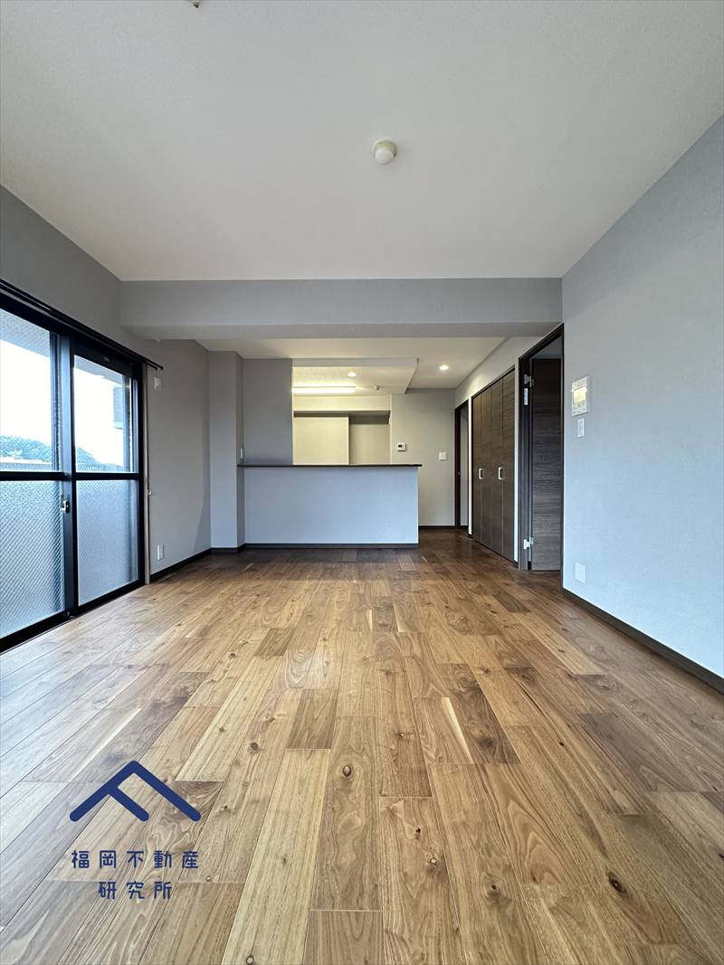 コアマンション博多南の居間・リビング