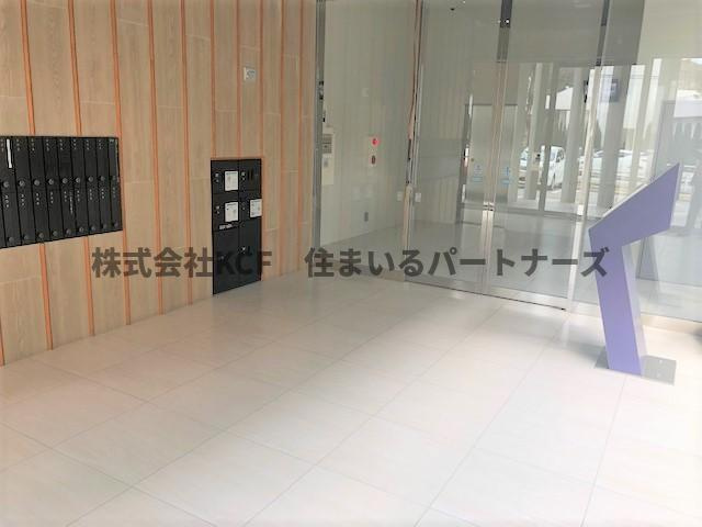GRANDAIKURUMEのエントランス|建物の内部です