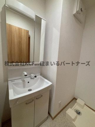 リラフォート津福の洗面所