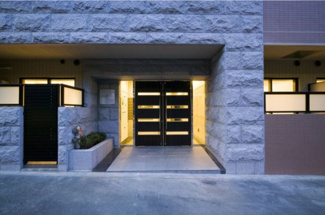 【エントランス】