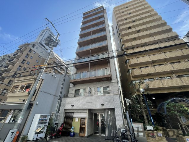 アドーラブル船場の外観|
