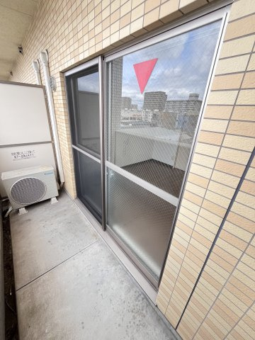 大阪市城東区東中浜９丁目の賃貸マンションのバルコニー