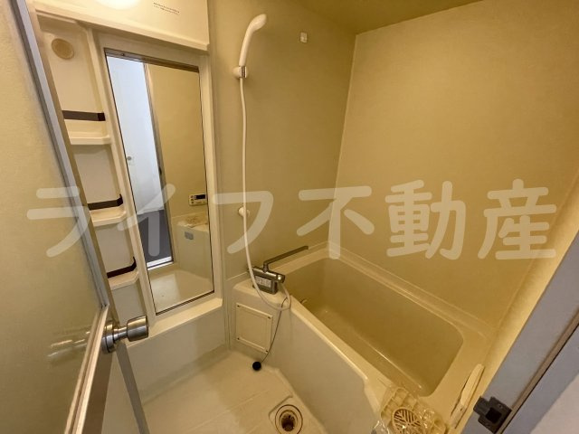 高槻市上牧南駅前町の賃貸マンションの浴室|日々の疲れを癒すお風呂付です