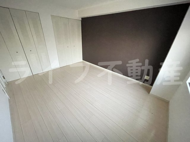 高槻市上牧南駅前町の賃貸マンションの洋室|スタンダードな洋室です