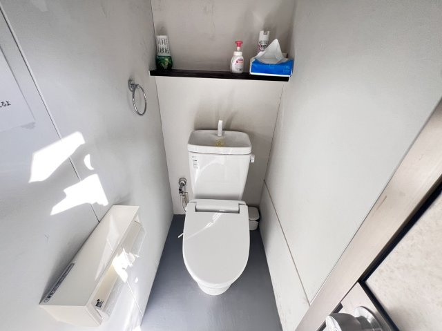 安城市古井町貸店舗のトイレ