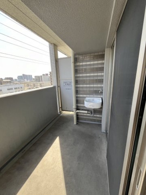 【バルコニー】 | ライオンズ三国