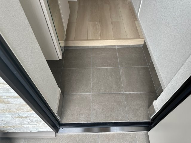 ハウオリエルアの玄関