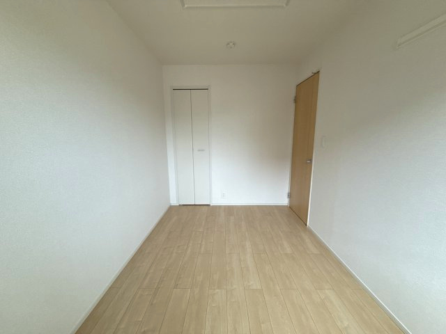 シャレードの寝室