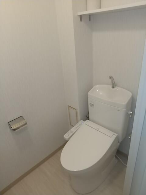 椿峰ニュータウン１０７街区４号棟 のトイレ