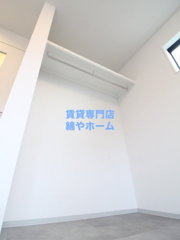 アンビシオン天下茶屋の収納|ちょっとした収納スペースも充実しています