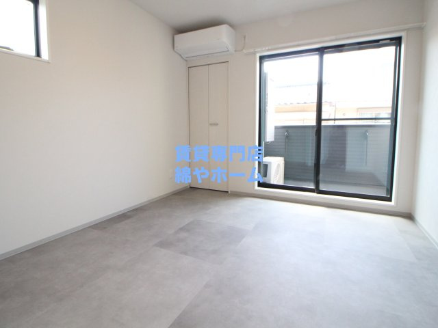 アンビシオン天下茶屋の洋室|落ち着いた色調の洋室です