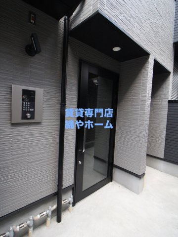 アンビシオン天下茶屋のエントランス|建物の内部です