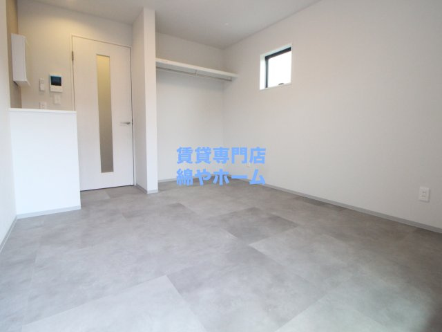 アンビシオン天下茶屋の寝室|ゆとりの広さです