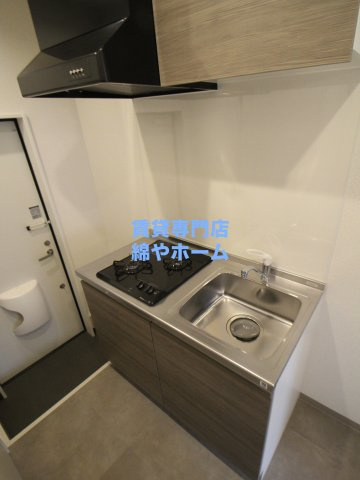 アンビシオン天下茶屋のキッチン|コンパクトなキッチンで掃除もラクラク