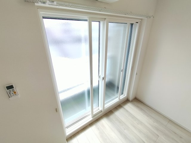 リブリ・岩槻の内装|二重サッシなので、防音性能バッチリです！