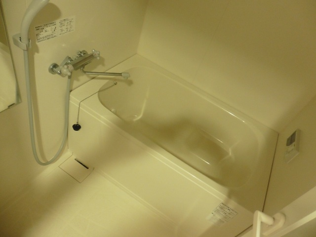 アールパンション高井田の浴室