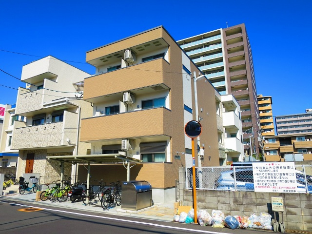 フジパレス高井田の外観