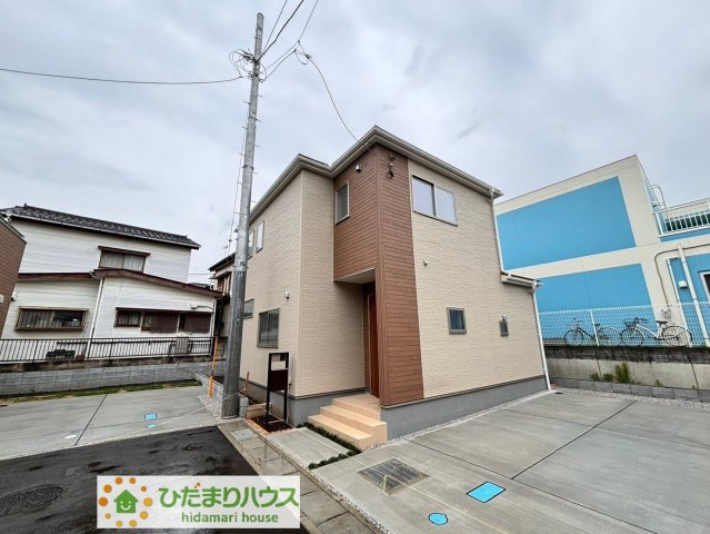 上尾市原市　新築一戸建て　リーブルガーデン　04の外観|スーパーやコンビニなども近くて便利
暮らしやすい地域！