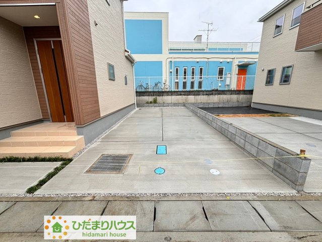 上尾市原市　新築一戸建て　リーブルガーデン　04の駐車場|２台駐車スペース有り！