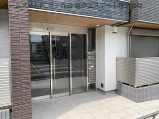 【エントランス】