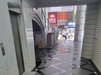 【エントランス】