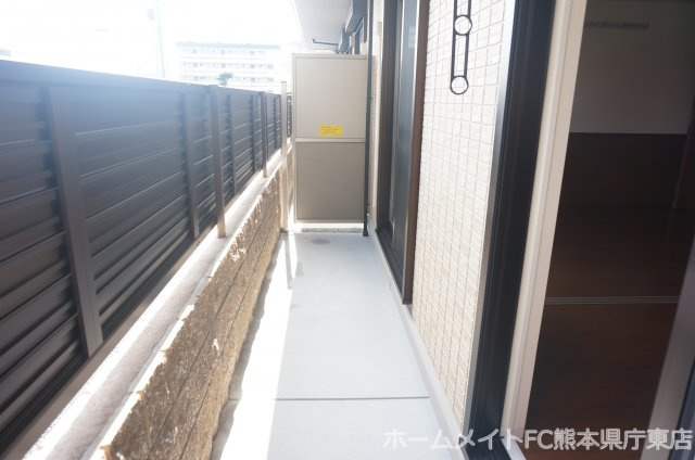 熊本市中央区保田窪２丁目のアパートのバルコニー