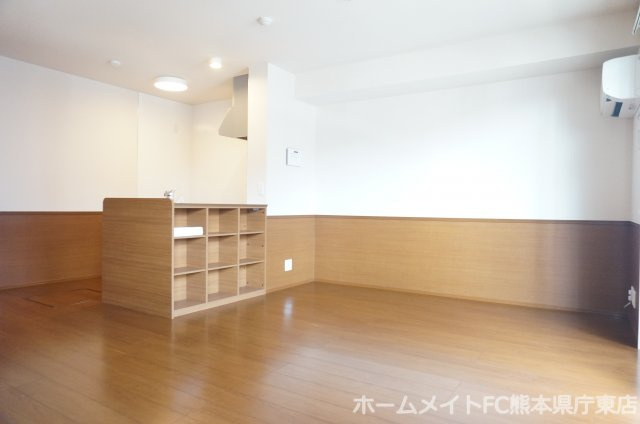 熊本市中央区保田窪２丁目のアパートの居間・リビング