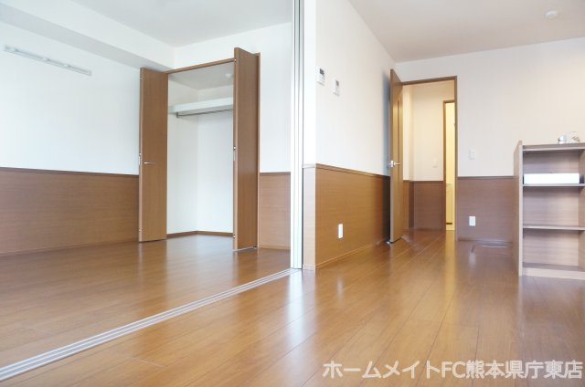 熊本市中央区保田窪２丁目のアパートの居間・リビング