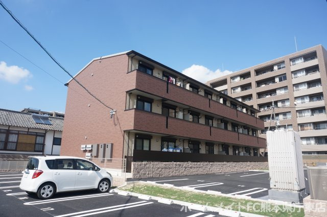 熊本市中央区保田窪２丁目のアパートの外観