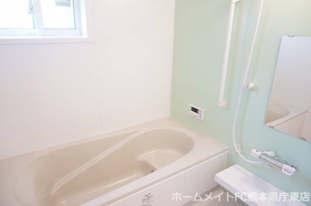 熊本市中央区保田窪２丁目のアパートの浴室