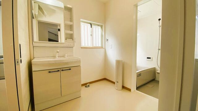 【独立洗面台】