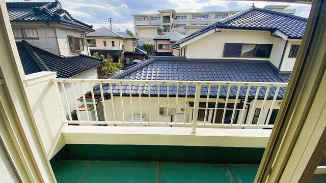【バルコニー】