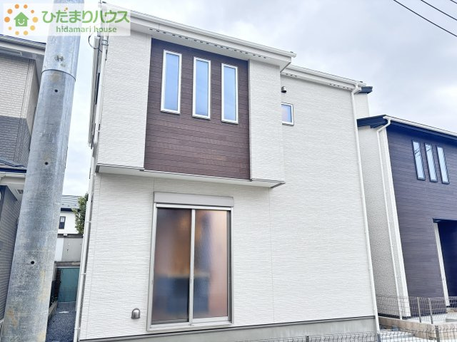 上尾市上　Ⅱ　未入居物件　ニューヒルズ　Cの外観|白を基調とした明るい印象を受ける外観です(^^♪