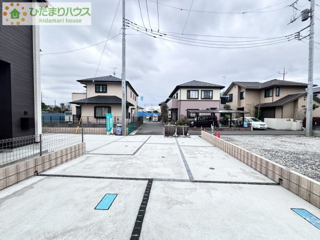 上尾市上　Ⅱ　未入居物件　ニューヒルズ　Cの前面道路含む現地写真|小学校まで徒歩8分！お子様の通学も安心です☆彡