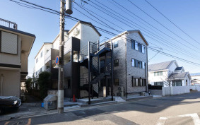 アザーレ・キュリオス三田A