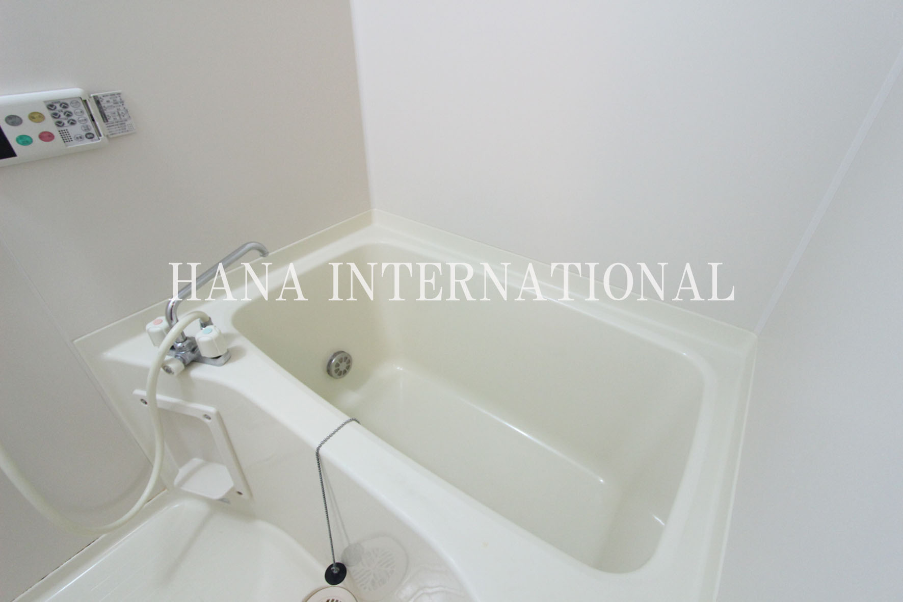 レオパレス東の浴室|※参考画像の為、現況を優先致します。