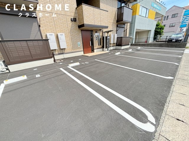 スカイコートB棟　　刈谷市近郊の賃貸はクラスホーム刈谷店の駐車場