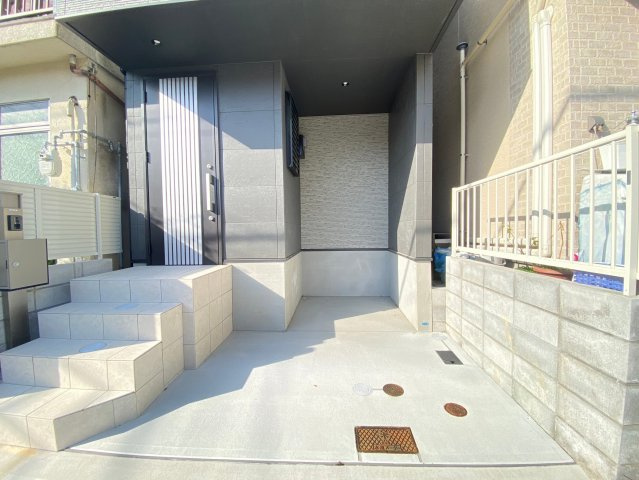 神戸市垂水区中道２丁目の一戸建ての駐車場|☆新築☆QLAZO垂水区中道貸家☆