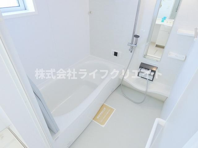 ブリージンBの浴室