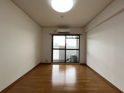 【洋室】 | エクセルシオール城東