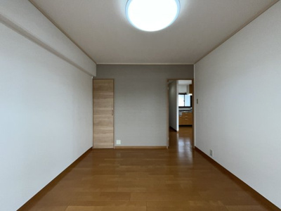 【洋室】 | エクセルシオール城東