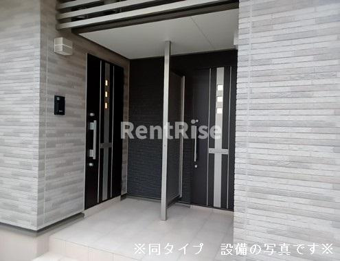 グラン・ソレイユＣの玄関|玄関